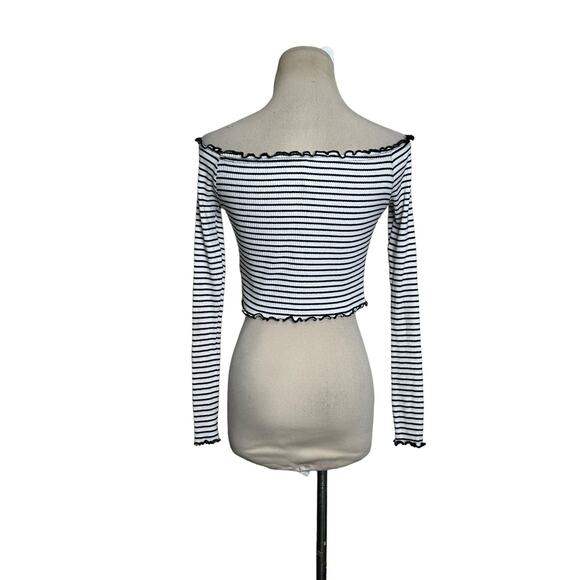 H&M white black stripes long sleeves crop knit top size Small - Picture 7 of 11